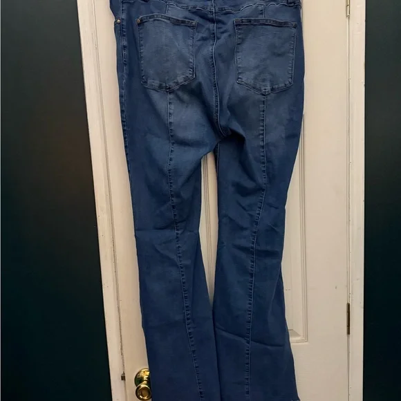 Blue Flared Women's Jeans - Picture 3 of 5